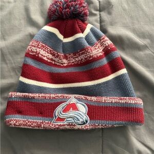 New Era Colorado Avalanche Striped Beanie